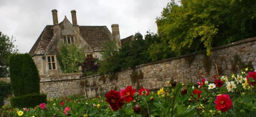 Os jardins de Avebury Manor