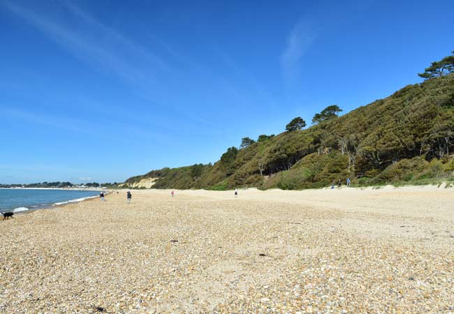 Highcliffe Castle beach