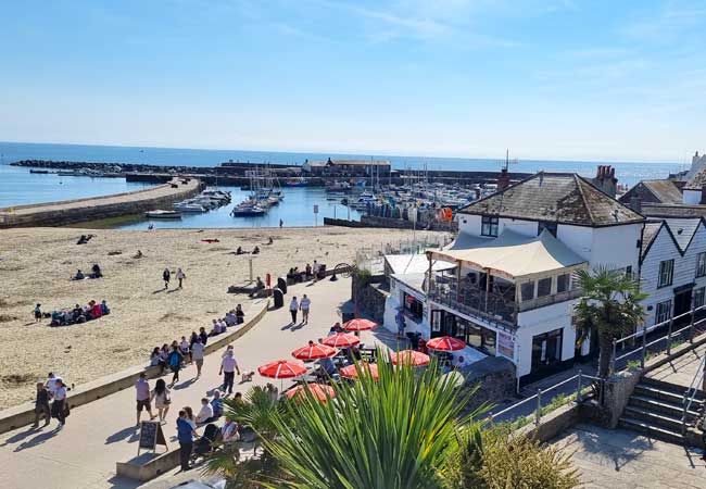 Marine Parade Lyme Regis 