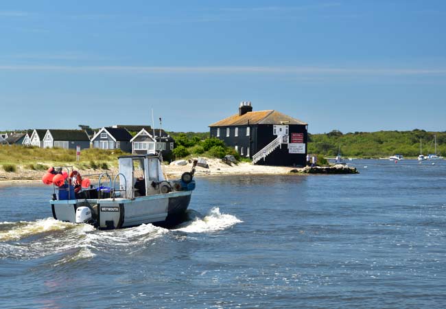 mudeford harbour highcliffe