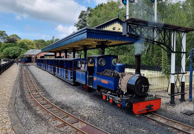 Die Modelldampfeisenbahn in Exbury